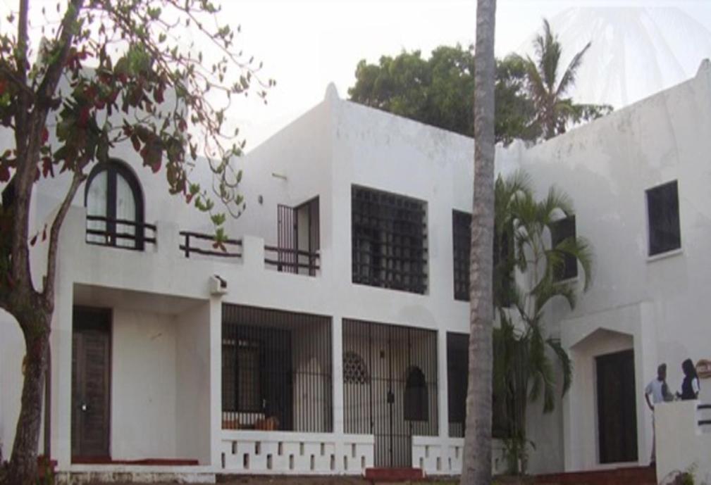 Hill Park Hotel - Tiwi Beach 객실 사진