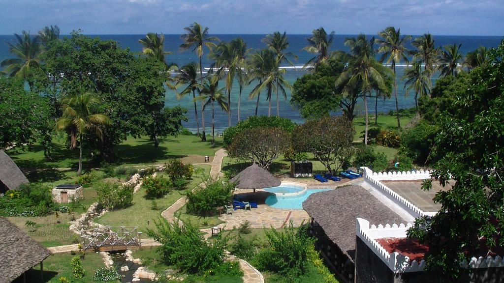 Hill Park Hotel - Tiwi Beach 외부 사진